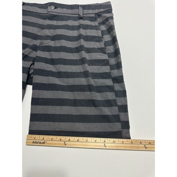 Lululemon Shorts Mens 38 Grey Striped Athletica Kahuna Bermuda Golf Performance - Picture 12 of 13